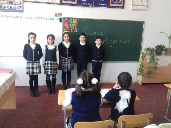 Sumqayıtda  “Beynəlxalq Ana Dili Günü” ilə bağlı silsilə tədbirlər keçirilib - FOTO