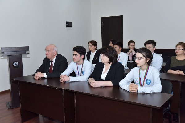 Sumqayıtın bu şagirdləri “Sabahın alimləri”dir - FOTOLAR