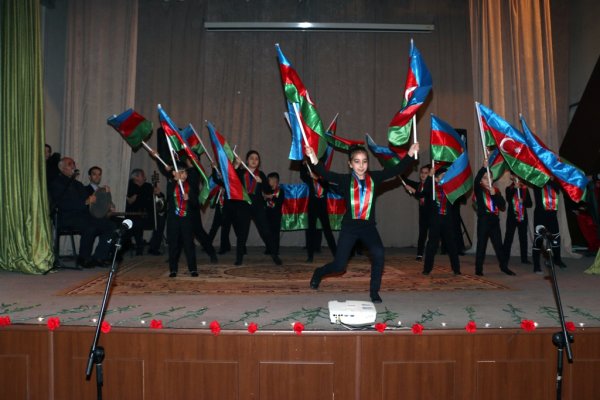 Sumqayıtda Xocalı soyqırımının 27-ci ildönümü ilə əlaqədar silsilə tədbirlər keçirilib - FOTOLAR
