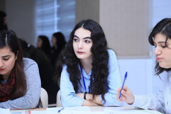 RİİB regionlarda maliyyə savadlılığının artırılması ilə bağlı təlimlər keçirir (FOTO)