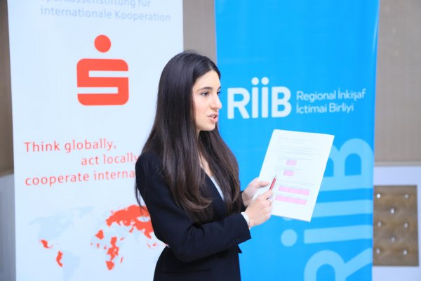 RİİB regionlarda maliyyə savadlılığının artırılması ilə bağlı təlimlər keçirir (FOTO)