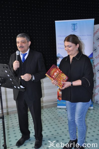 Sumqayıtda “Azərbaycan mətbəxi Qacarlar dövrünün bərpa edilmiş xörəkləri” kitabının təqdimatı - FOTOLAR