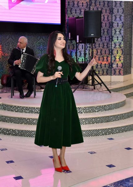 Zakir Fərəcov Sumqayıt qadınlarını təbrik etdi, fəxri fərmanlar verdi – FOTOLAR