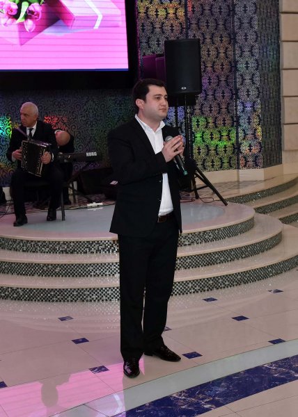 Zakir Fərəcov Sumqayıt qadınlarını təbrik etdi, fəxri fərmanlar verdi – FOTOLAR