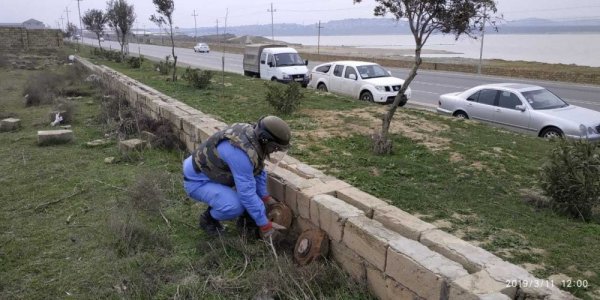Abşeronda 2 tank əleyhinə mina tapıldı - FOTO Abşeronda 2 tank əleyhinə mina tapıldı - FOTO