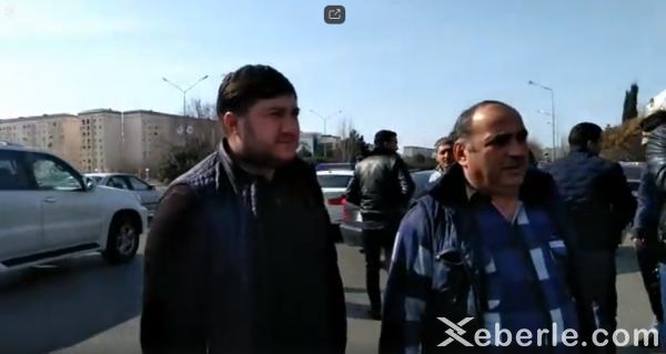 Sumqayıtda taksi sürücülərindən "Maxim"ə etiraz -FOTO Sumqayıtda taksi sürücülərindən "Maxim"ə etiraz -FOTO