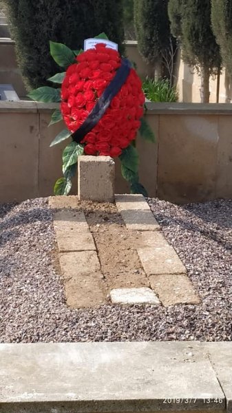 Azərbaycanda 22 yaşlı müəllim qəfil öldü – FOTO