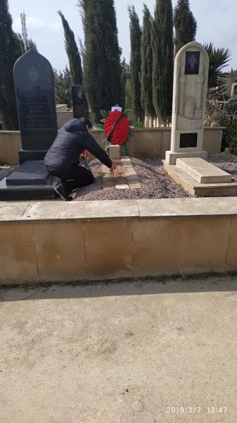 Azərbaycanda 22 yaşlı müəllim qəfil öldü – FOTO