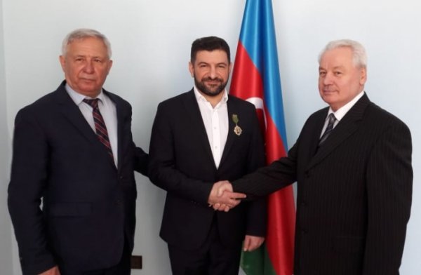 Səfər Əbiyev uzun fasilədən sonra ortaya çıxdı - FOTO