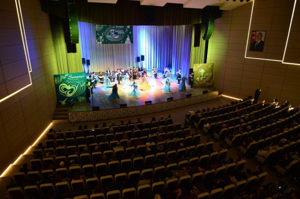 Sumqayıtda bayram konserti keçirildi - FOTOLAR Sumqayıtda bayram konserti keçirildi - FOTOLAR