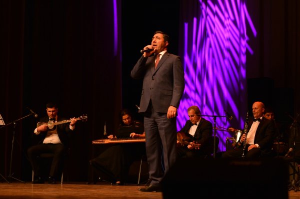 Sumqayıtda bayram konserti keçirildi - FOTOLAR Sumqayıtda bayram konserti keçirildi - FOTOLAR