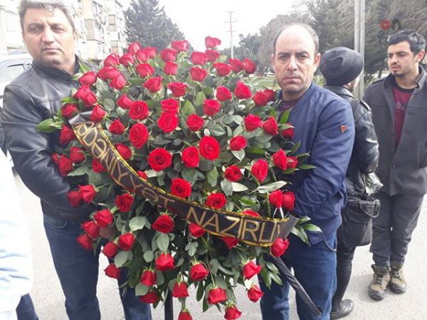 Rejissor Rövşən Almuradlı dəfn edilib-FOTOLAR