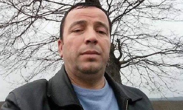 Şagird direktor müavinini otağında bıçaqladı - FOTOLAR