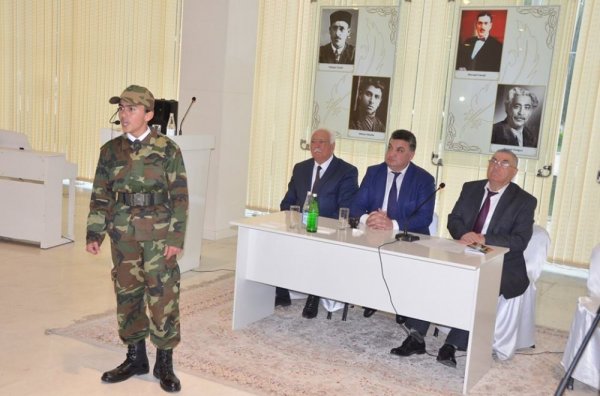 Sumqayıtda Namiq Mənanın şeirlər kitabı təqdim olunub