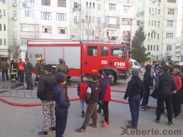 Sumqayıtda köşk yandı - FOTOLAR