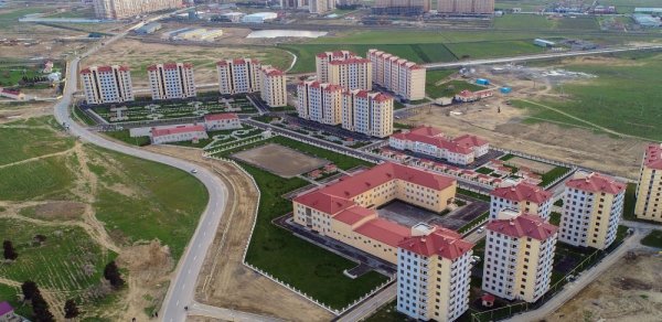İlham Əliyev Kürdəxanıda - FOTO