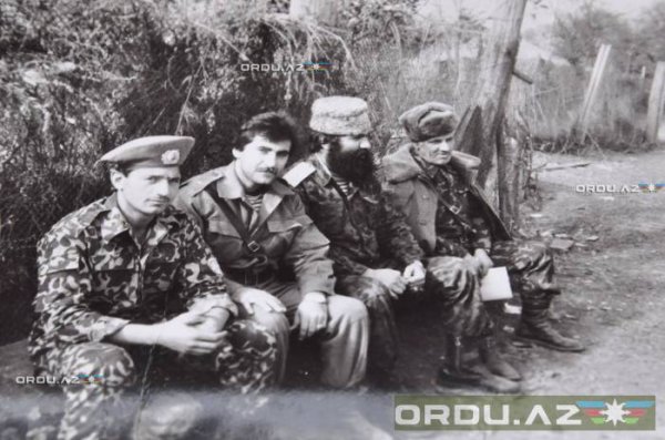 Qazaxlı Alik: “Başıma pul qoyan erməni generalını elə başından vurmaq nəsibim oldu” (MÜSAHİBƏ+FOTOLAR)