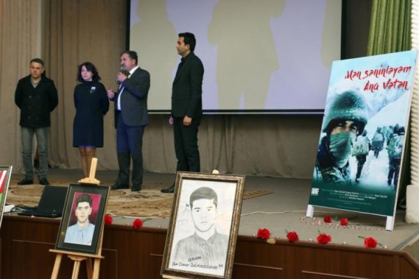 Sumqayıtda aprel şəhidinin xatirəsi anılıb-FOTOLAR