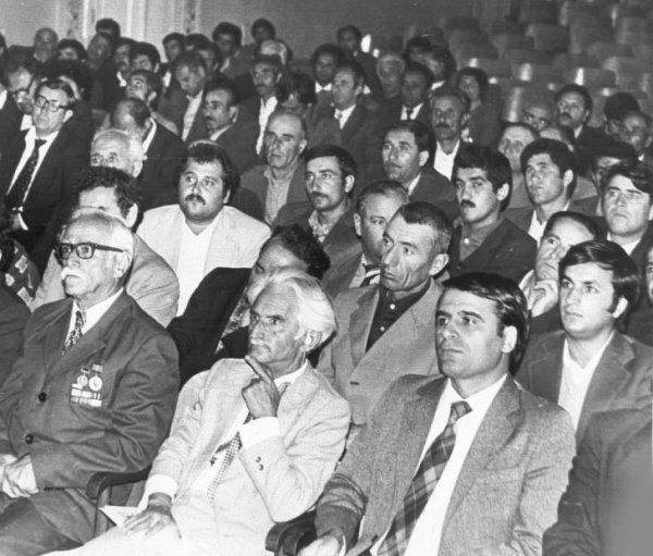 Sumqayıtın Zəbisi: müdrik insan, canlı ensiklopediya... Sumqayıtın Zəbisi: müdrik insan, canlı ensiklopediya...