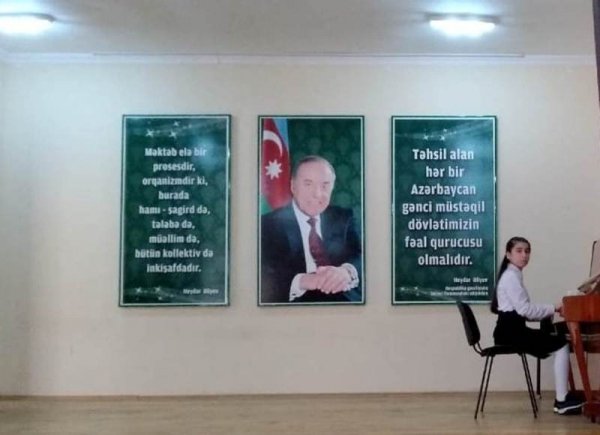 Namiq Mənanın “Sən gedəndən” adlı kitabının təqdimatı keçirilib -  FOTO