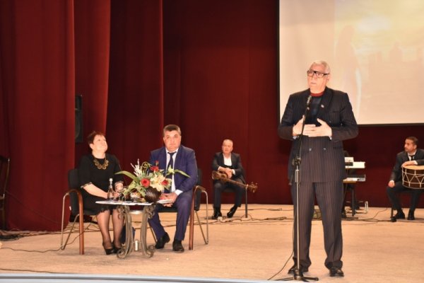 Namiq Mənanın “Sən gedəndən” adlı kitabının təqdimatı keçirilib -  FOTO
