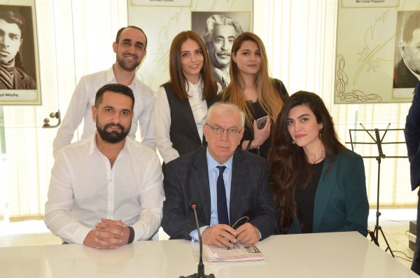 Sumqayıtda eyruzunsesi.az saytının təqdimatı keçirilib - FOTOLAR