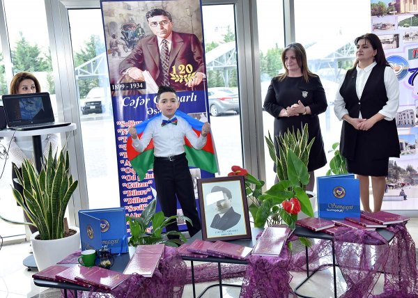 Sumqayıtda “Oxu günü” keçirilib - FOTOLAR