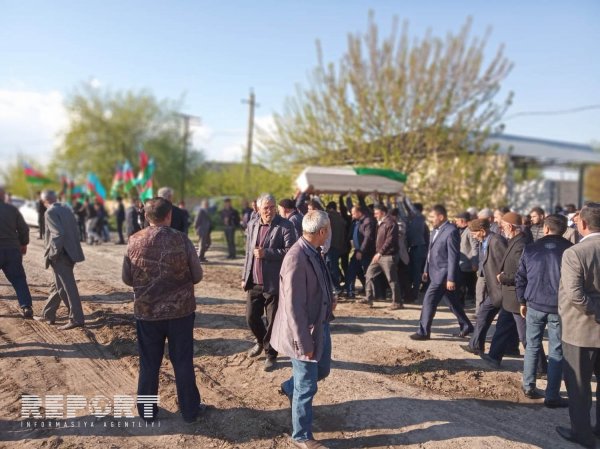 Qarabağ döyüşlərində itkin düşmüş əsgərin 25 ildən sonra məzarı tapılıb (FOTOLAR)