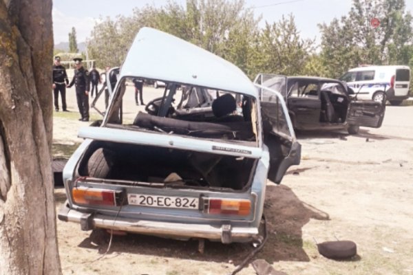 Azərbaycanda dəhşətli yol qəzasında ölənlərin sayı 8-ə çatdı  - FOTO (YENİLƏNİB)