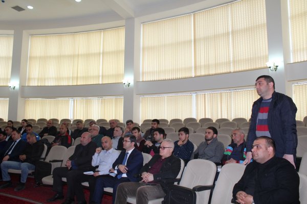 Sumqayıtda məşqçilərlə görüş keçirilib -  FOTO