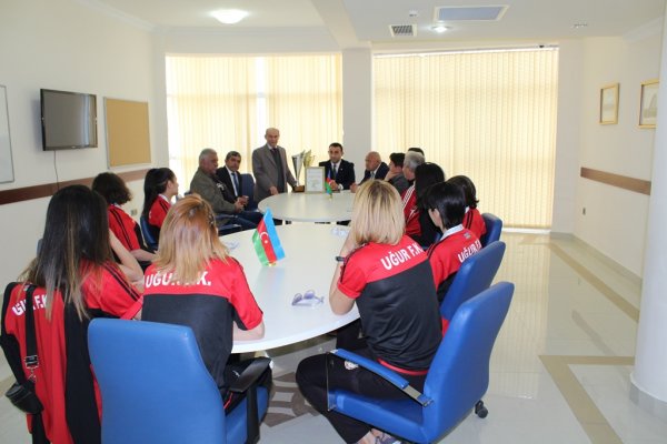 Sumqayıtın top qovan xanımları qalib oldu -FOTO  