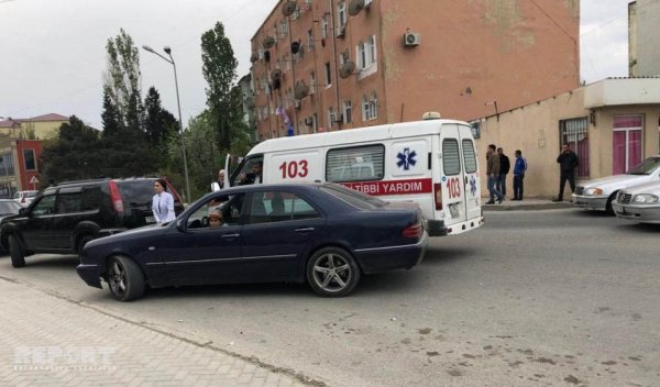 Sumqayıtda pivə üstündə kütləvi dava düşüb, qadın xəsarət alıb - FOTO