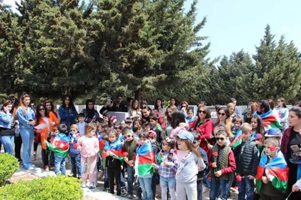 "Panda School"-da öyrəncilər vətənpərvərlik ruhunda yetişdirilir - FOTOLAR