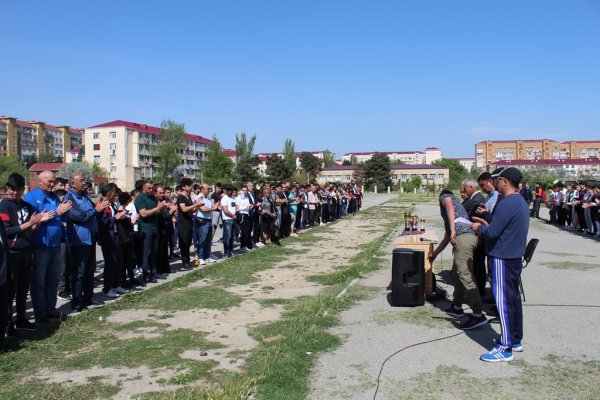Sumqayıtda 200 məktəbli yarışdı - FOTOLAR