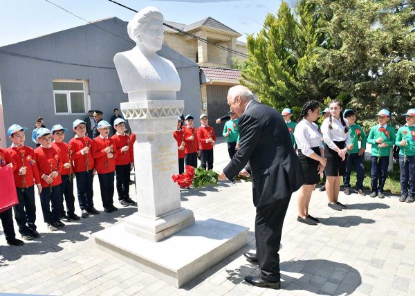 Sumqayıtda Azərbaycanın ilk qadın  metallurqunun xatirəsi əbədiləşdirildi - FOTOLAR