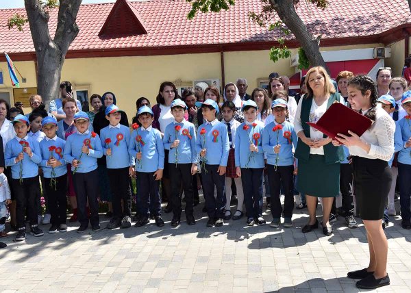 Sumqayıtda Azərbaycanın ilk qadın  metallurqunun xatirəsi əbədiləşdirildi - FOTOLAR