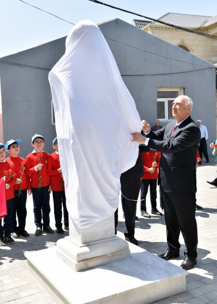 Sumqayıtda Azərbaycanın ilk qadın  metallurqunun xatirəsi əbədiləşdirildi - FOTOLAR