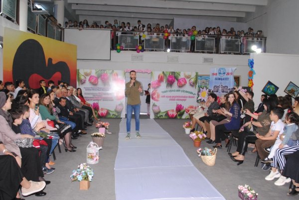 Sumqayıtda uşaq geyimlərindən ibarət moda nümayişi keçirilib - FOTOLAR