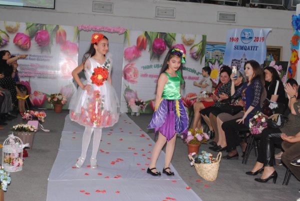 Sumqayıtda uşaq geyimlərindən ibarət moda nümayişi keçirilib - FOTOLAR