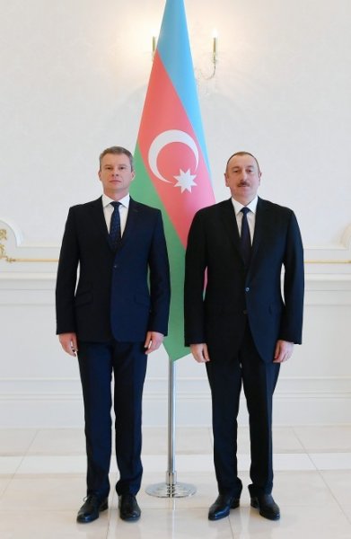 Prezident yeni səfiri qəbul etdi - FOTOLAR