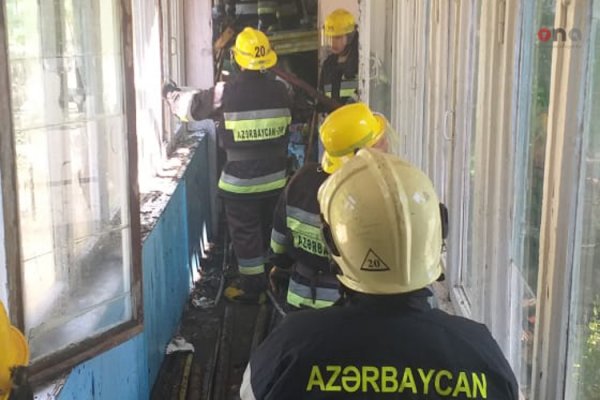 Sumqayıtda bağçada yanğın olub, uşaqlar təxliyə edilib - FOTO
