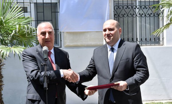 Sumqayıtda kimyaçı Zamin Hüseynovun xatirəsi əbədiləşdirilib – FOTOLAR