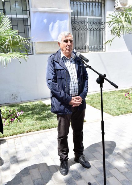 Sumqayıtda kimyaçı Zamin Hüseynovun xatirəsi əbədiləşdirilib – FOTOLAR