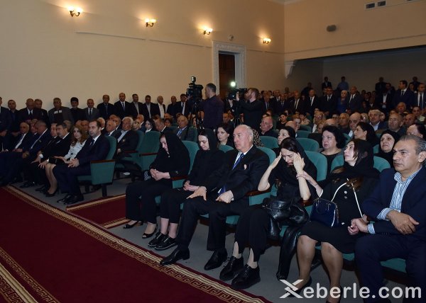 Təvəkgül Məmmədovla vida mərasimi keçirilib - FOTOLAR