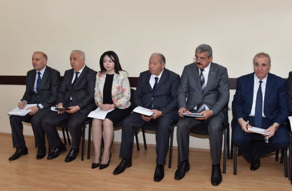 Zakir Fərəcov Corat sakinlərinin problemlərini dinlədi - FOTO