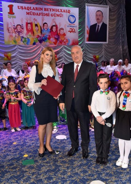 Sumqayıtda  uşaqlar günü münasibətilə təntənəli tədbir keçirilib -FOTOLAR