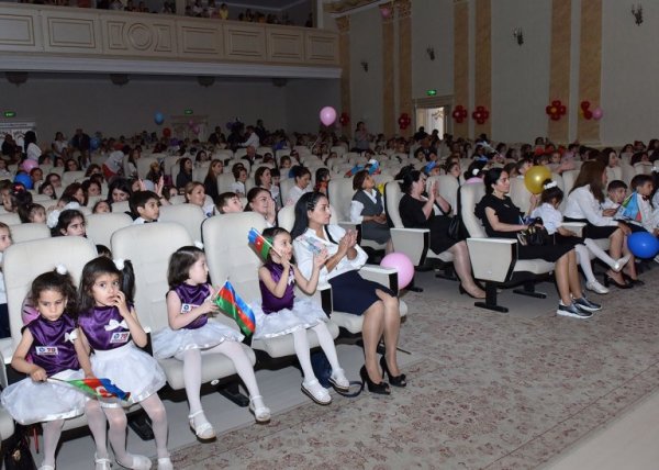 Sumqayıtda  uşaqlar günü münasibətilə təntənəli tədbir keçirilib -FOTOLAR