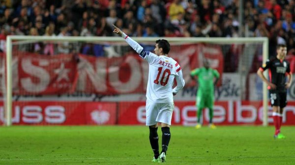 Futbol dünyası yasda: məşhur futbolçu öldü - FOTOLAR 