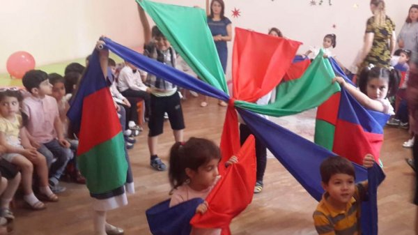 Sumqayıtda 1 İyun Uşaqların Beynəlxalq Müdafiəsi günü münasibətilə silsilə tədbirlər keçirilib - FOTOLAR
