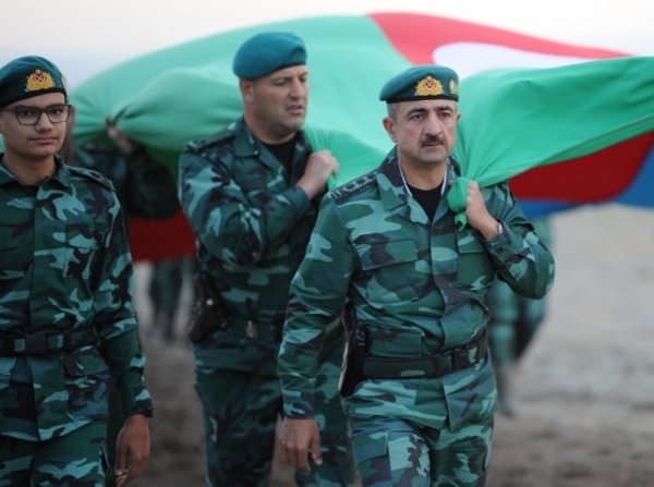 Azərbaycanda 5 km 100 m uzunluqda dövlət bayrağı hazırlanıb
